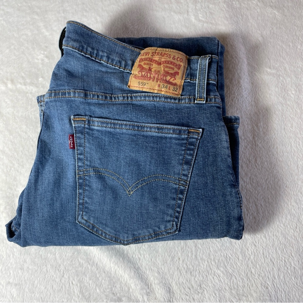 Levi's 559 Relaxed Fit Medium Wash Denim Jeans 34 X 32 Five Pocket